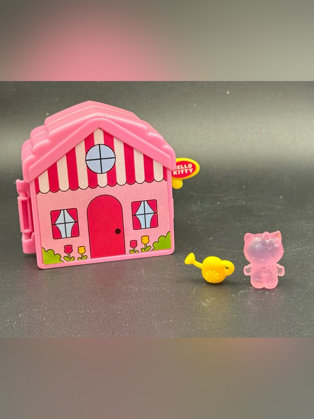 Hello Kitty Mini Fold & Go Dollhouse & Accessories ⭐️EUC⭐️